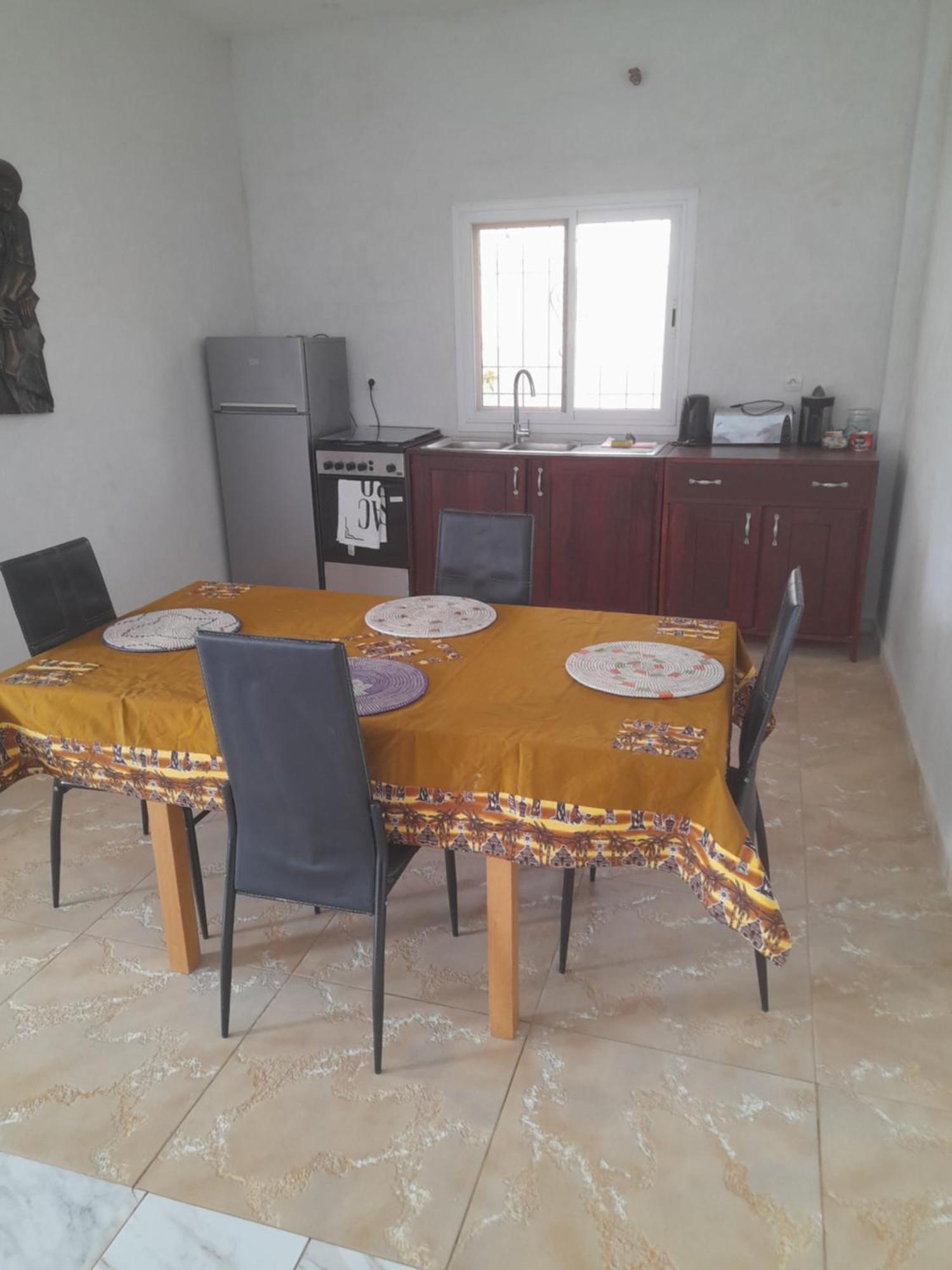 Maison D Hote La Dore Du Senegal Bas-De - Villa Somone Zimmer foto